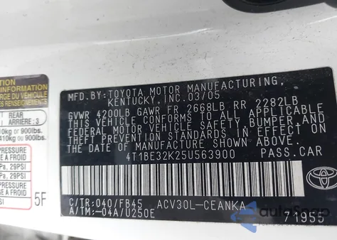 2005 Toyota Camry Le z USA, uszkodzony, nr VIN 4T1BE32K25U563900